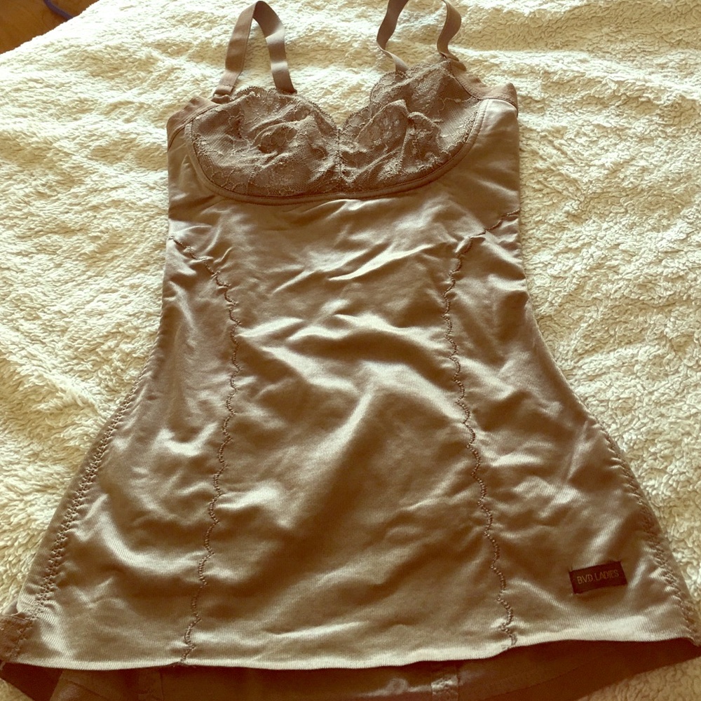 Body shaper or body tights bust 79-87.