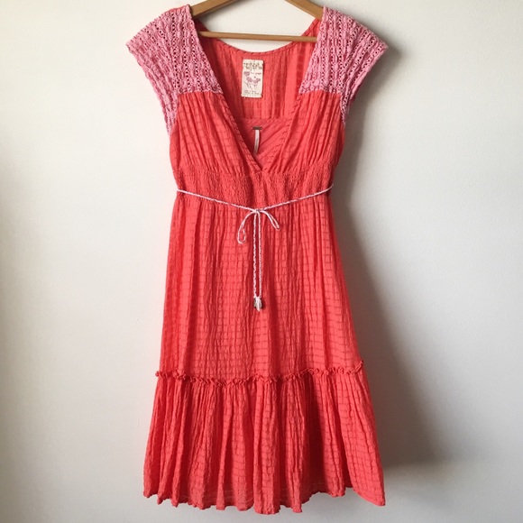 Free People Dresses & Skirts - Free People crochet trim dress with slip