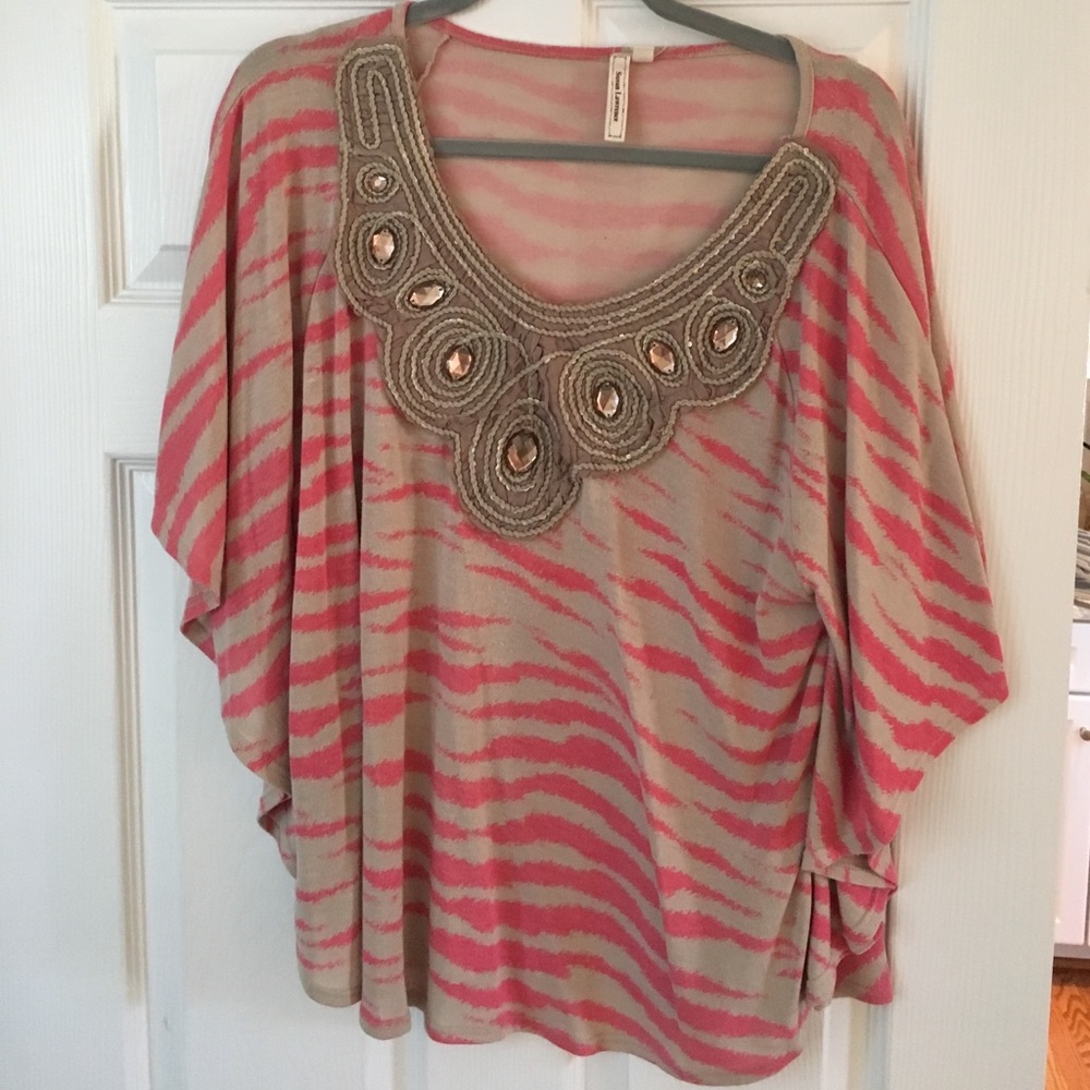 Beautiful pink and tan top