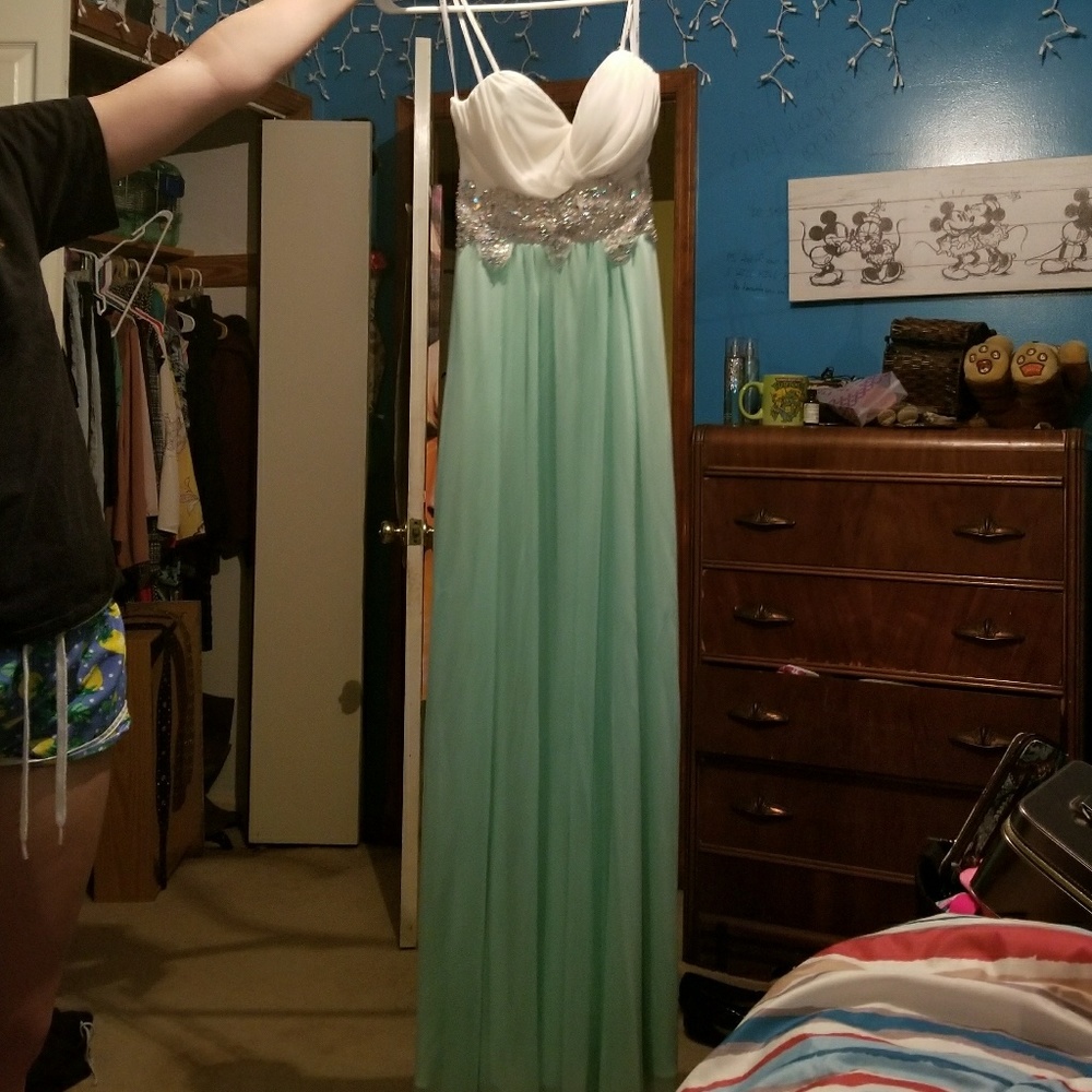 Prom dress