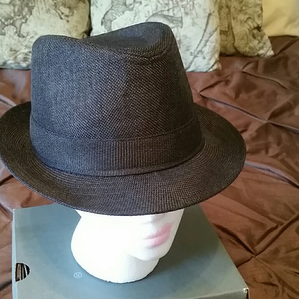 Linen fedora