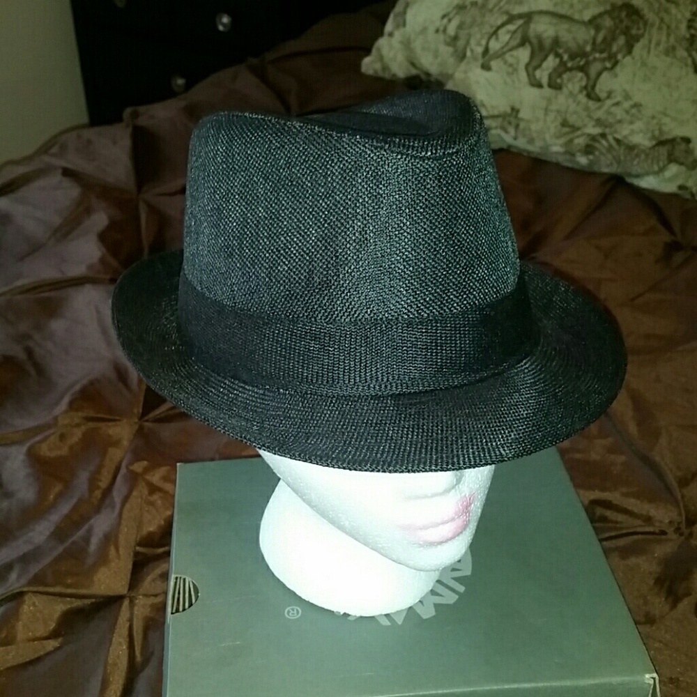 Linen fedora - Picture 3 of 3