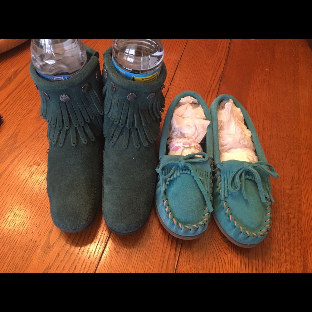 Minnetonka color comparison
