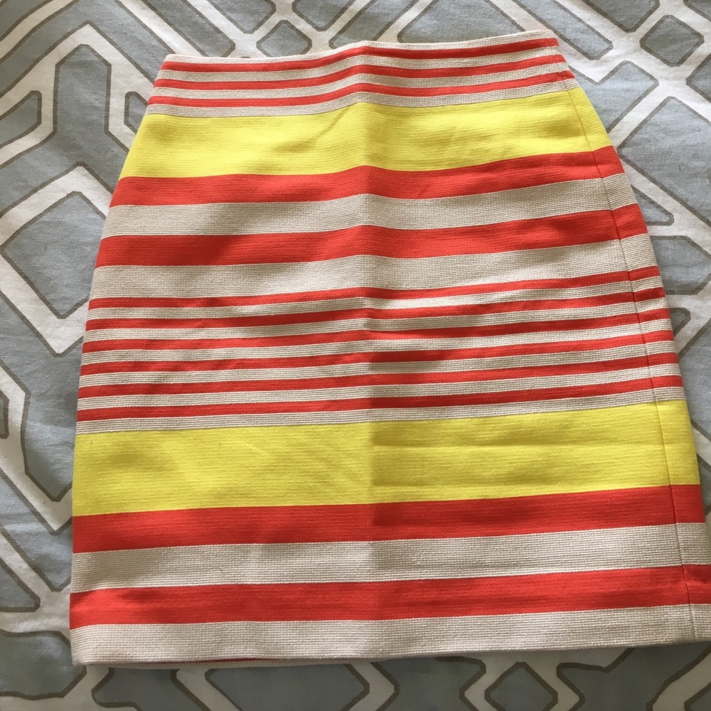 Loft skirt NWT