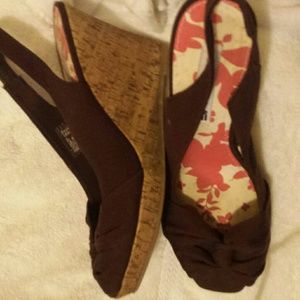 America  Eagle wedge heels