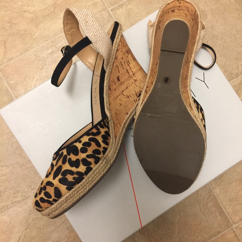 New Sole Society tiger wedged - Picture 2 of 5