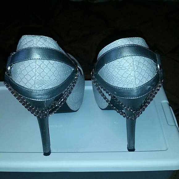 Snake pattern - Picture 3 of 3