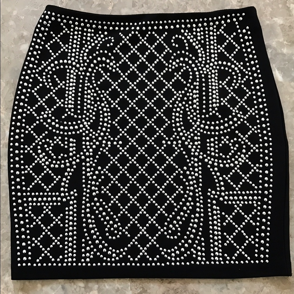 Black stud A'gaci skirt size small