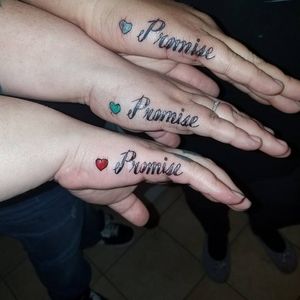 Meet your Posher, Crystal