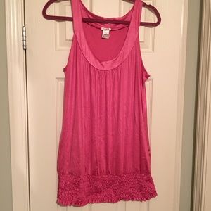 Never worn pink tank size XL from Maurices