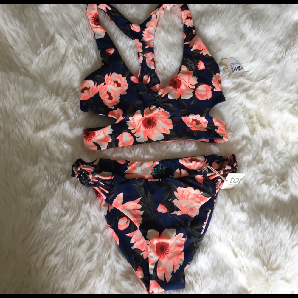Bathing suit