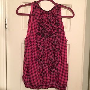 Never worn adorable checkered pink top size XL