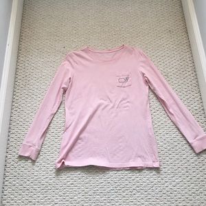 Womens Vineyard Vines pastel pink long sleeve top.