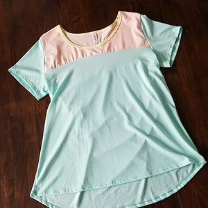 Color block Lularoe Classic tee