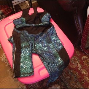 Adore Me Two Piece WorkOut set M