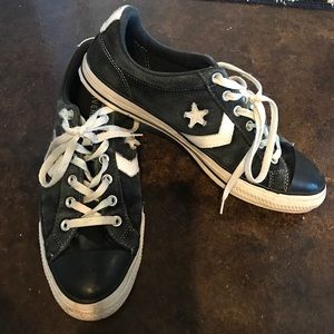 Men' black suede Converse size 11