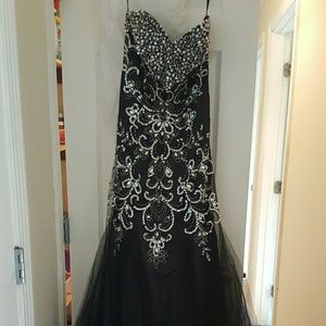 Prom gown