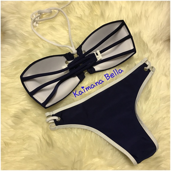 ❗️MOVING SALE 💙Pretty Lace Up Bandeau Halter - Picture 4 of 6