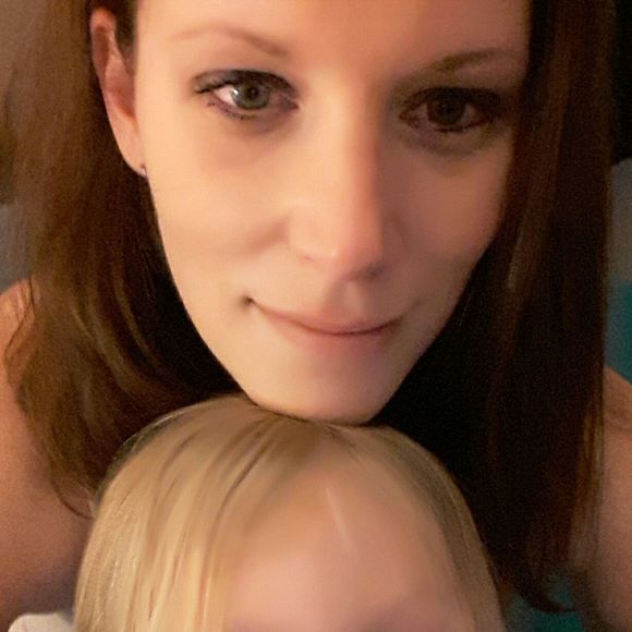 Meet your Posher, Kimberly - Picture 1 of 1