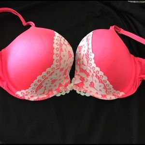 Victoria's Secret pushup bra