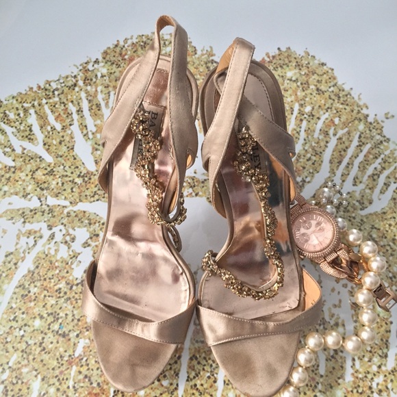 ❤️HP Badgley Mischka Crystal Forrester Heels❤️ - Picture 2 of 5