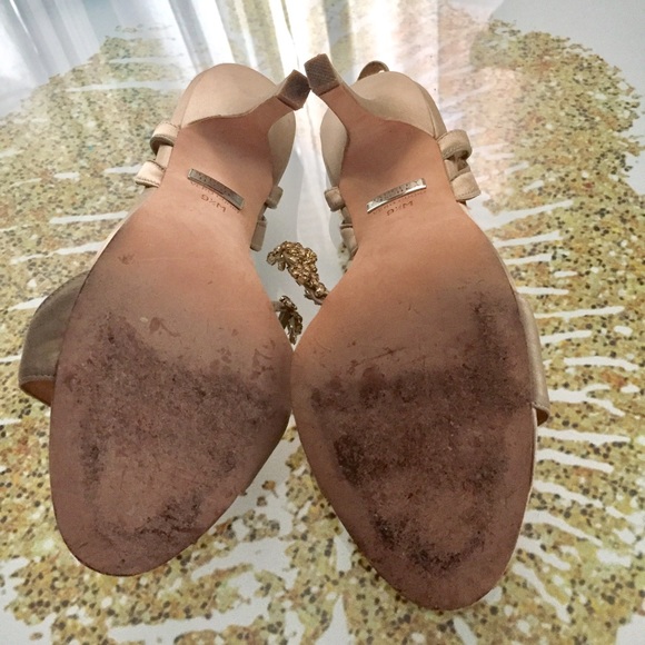 ❤️HP Badgley Mischka Crystal Forrester Heels❤️ - Picture 4 of 5