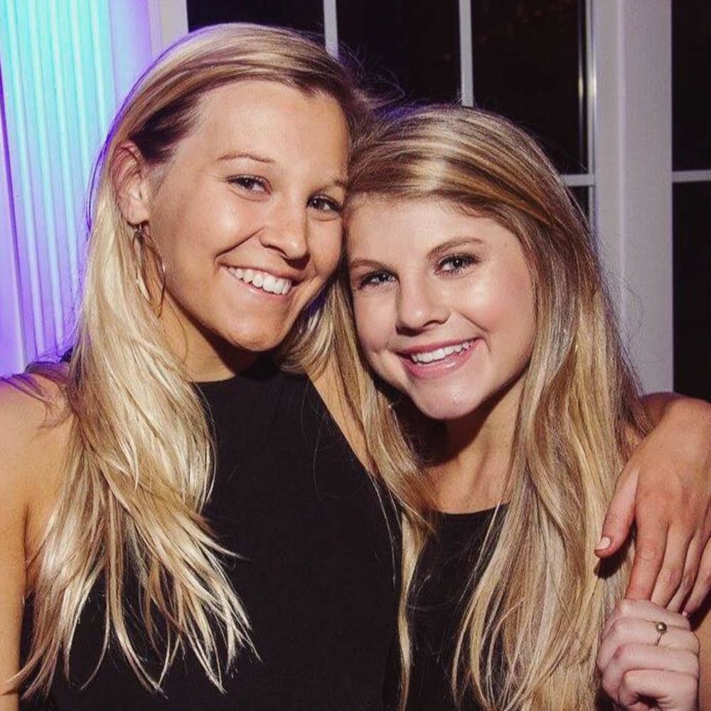 Meet your Posher, Amelia