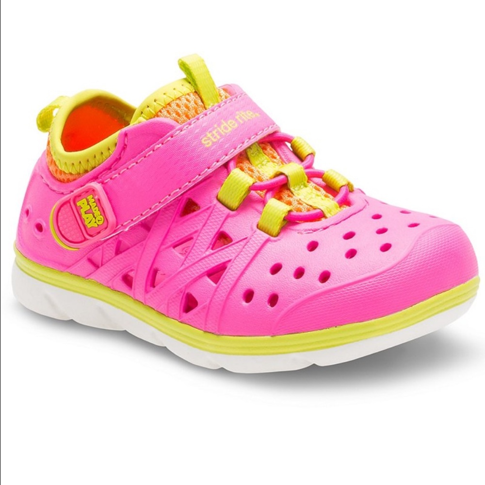 Toddler Phibian MP2 water sandles size 5t!!!