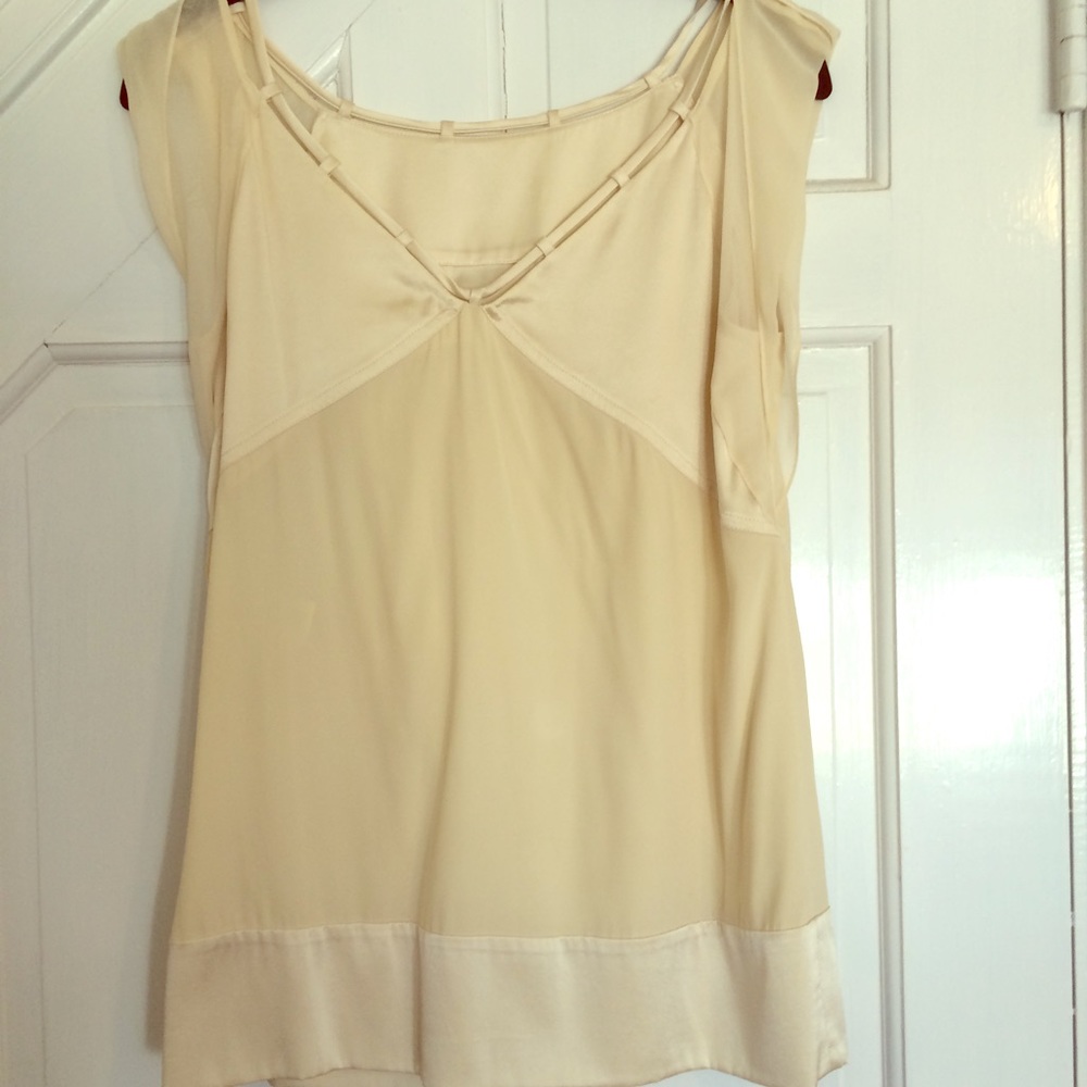 Diane Von Furstenberg silk blouse