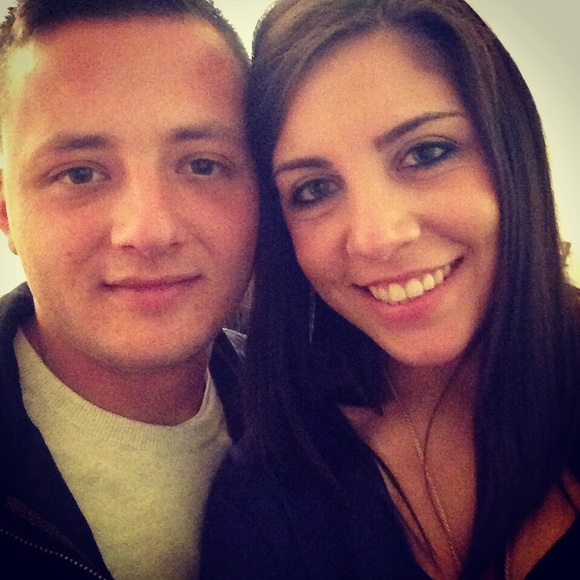 Meet your Posher, Cara - Picture 1 of 1