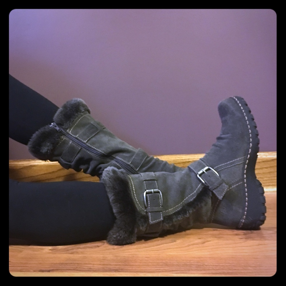 Furry suede boots
