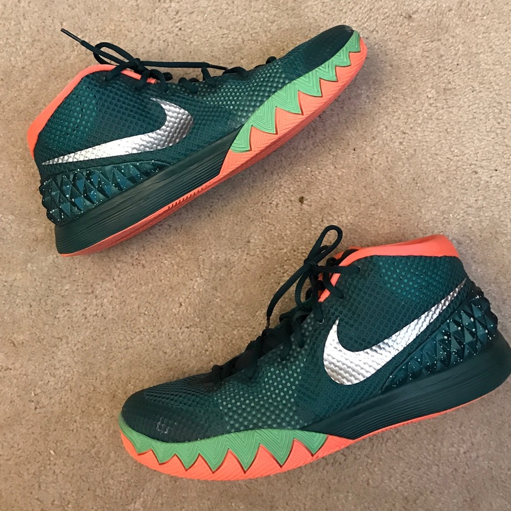 Kyrie 1 Australia size 13.5 worn twice