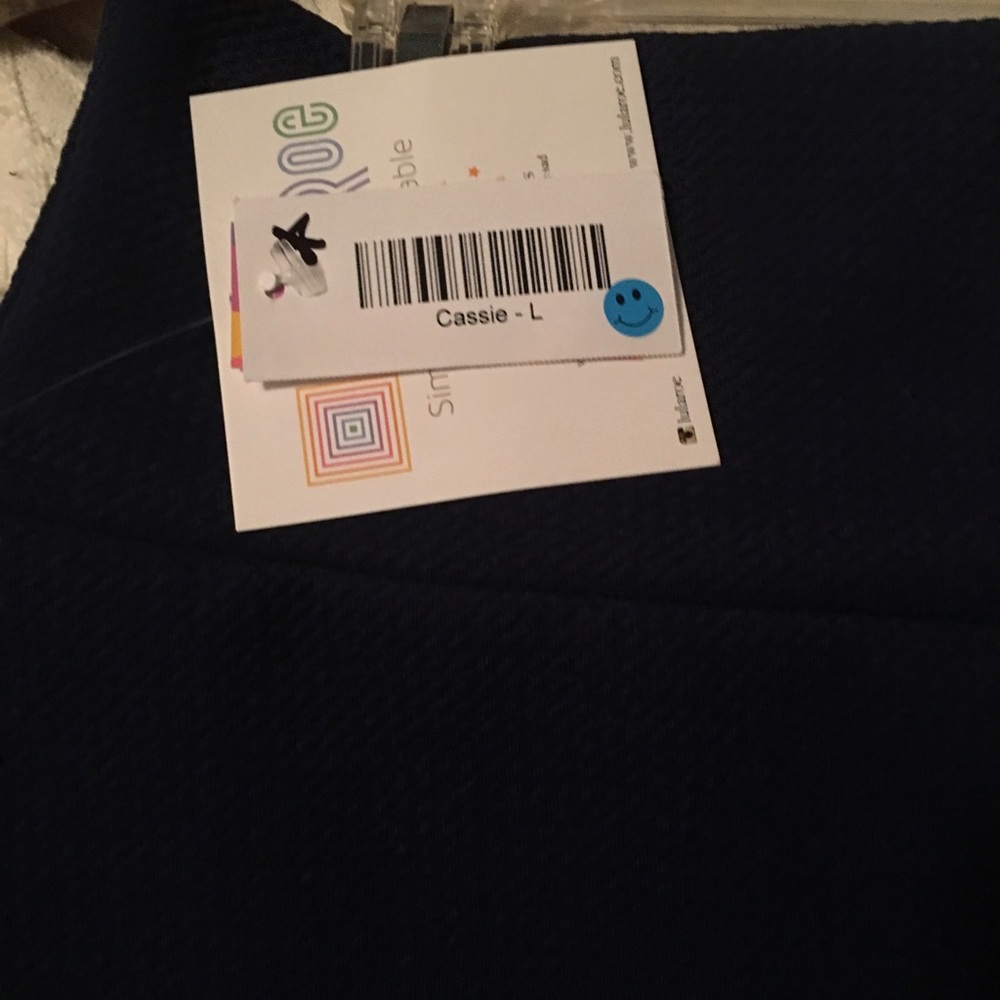 Large Navy Cassie NWT