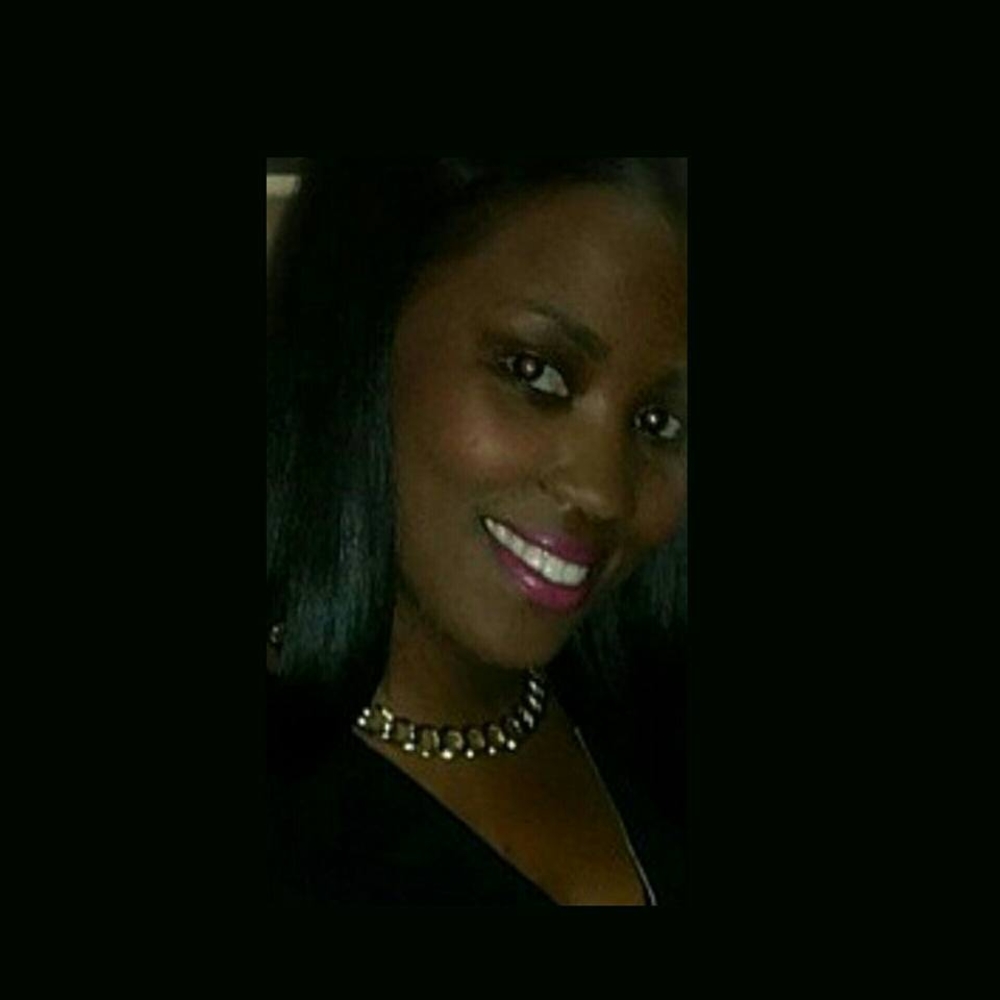 Meet your Posher, Latresha