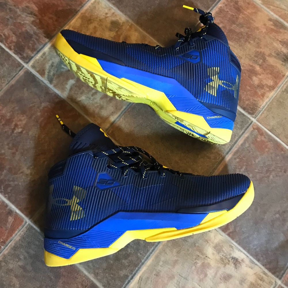 Curry 2.5 dub nation size 13 pads