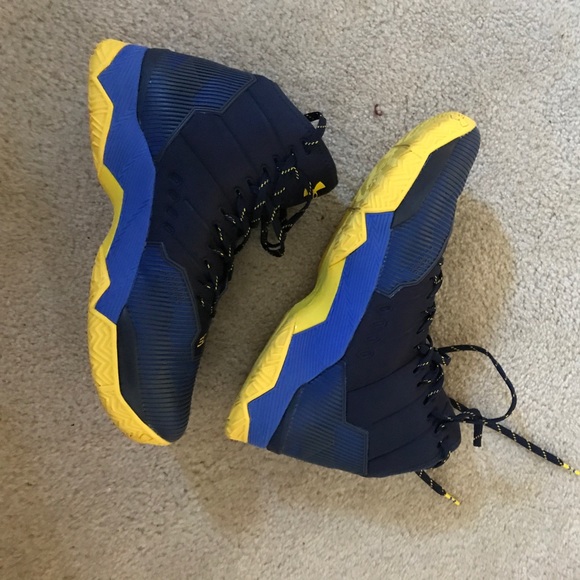 Curry 2.5 dub nation size 13 pads - Picture 2 of 3