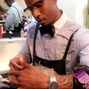 Meet your Posher, Gregory