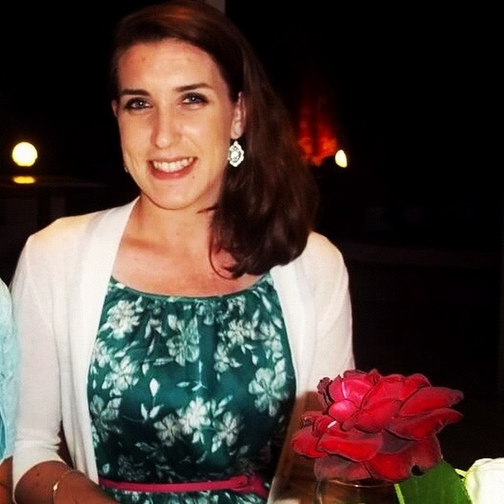 Meet your Posher, Cassandra