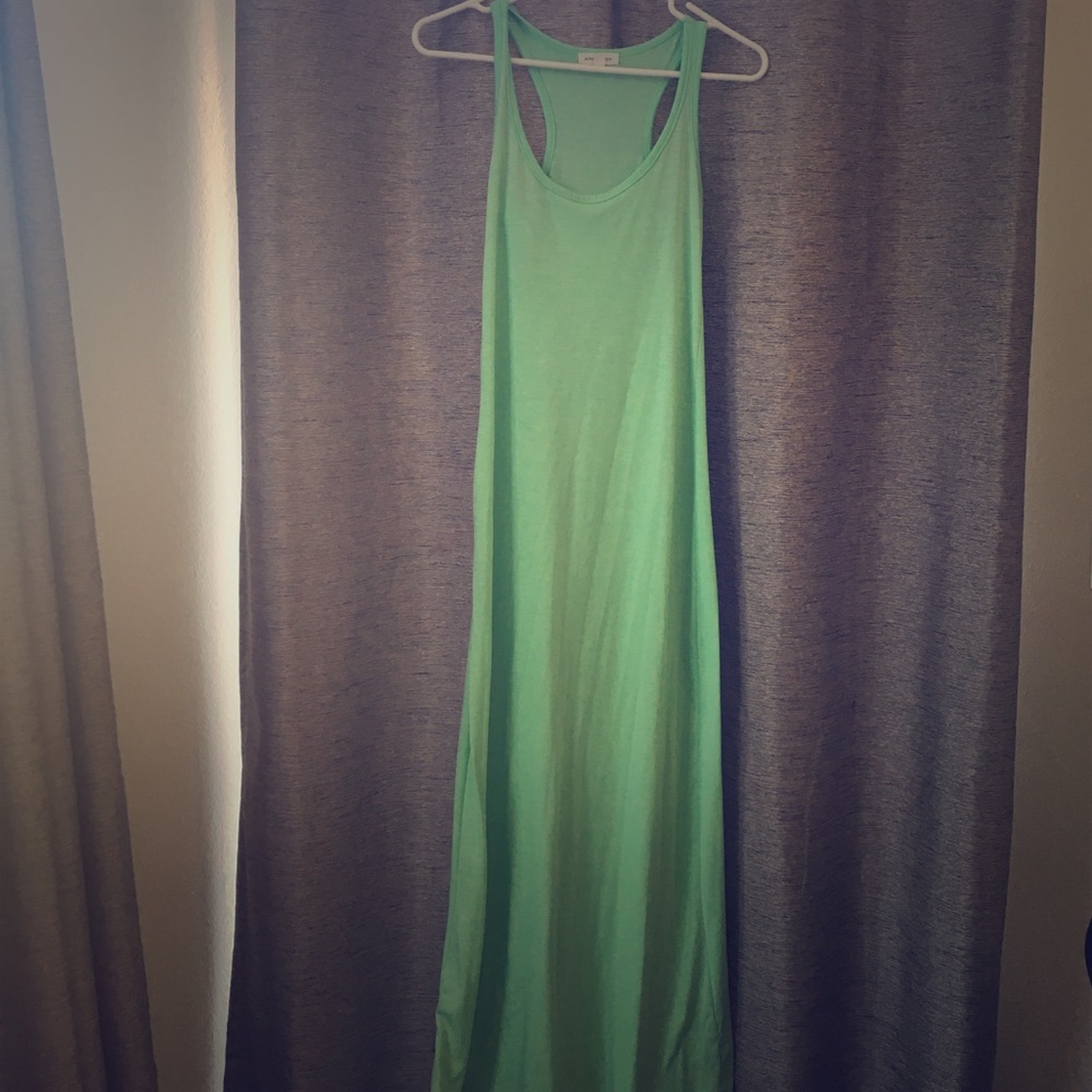 Green maxi dress