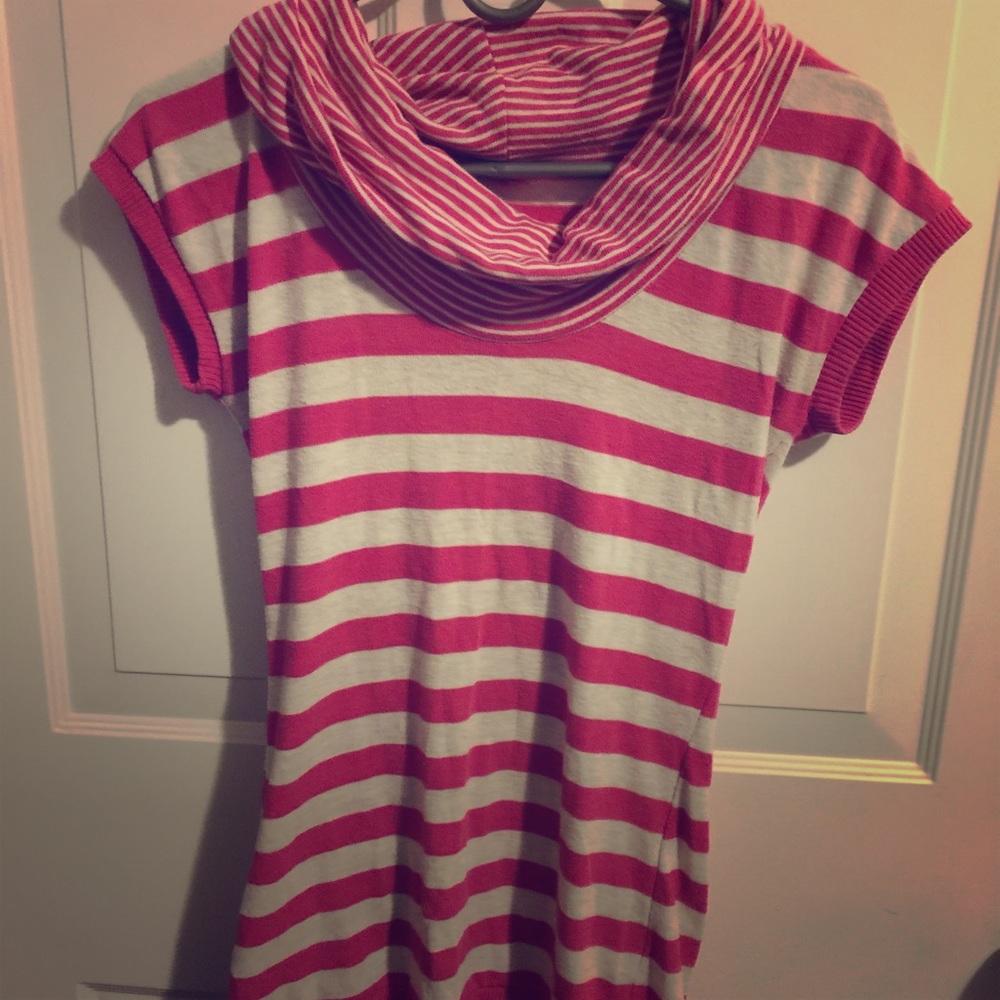 POOF WOMENSWEAR SIze MED like new
