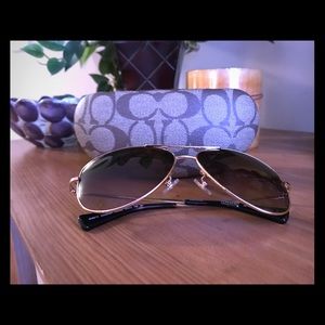 Coach Aviators