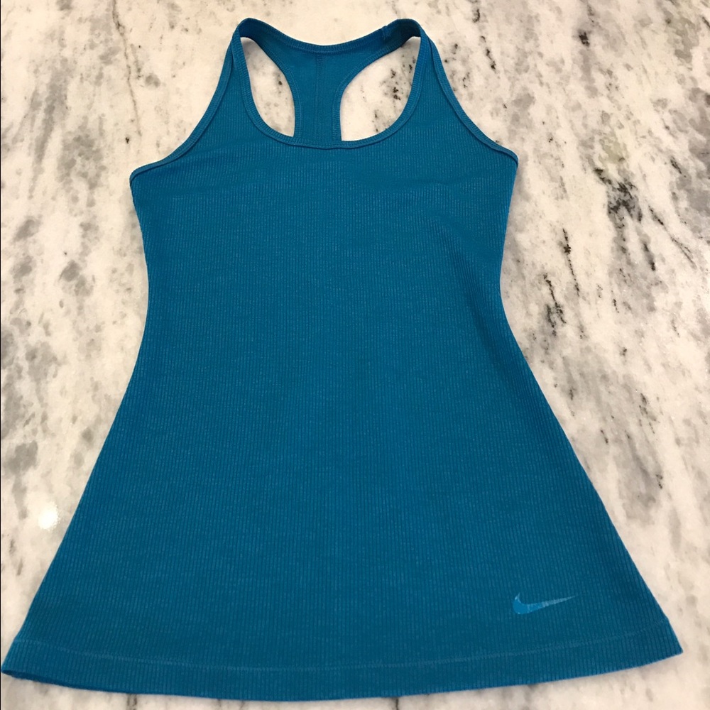 Nike XS Dri-Fit Slim Fit Racerback Teal Barre
