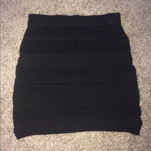 Black skirt perfect for fall season