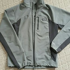 North Face Men's light weight jacket S
