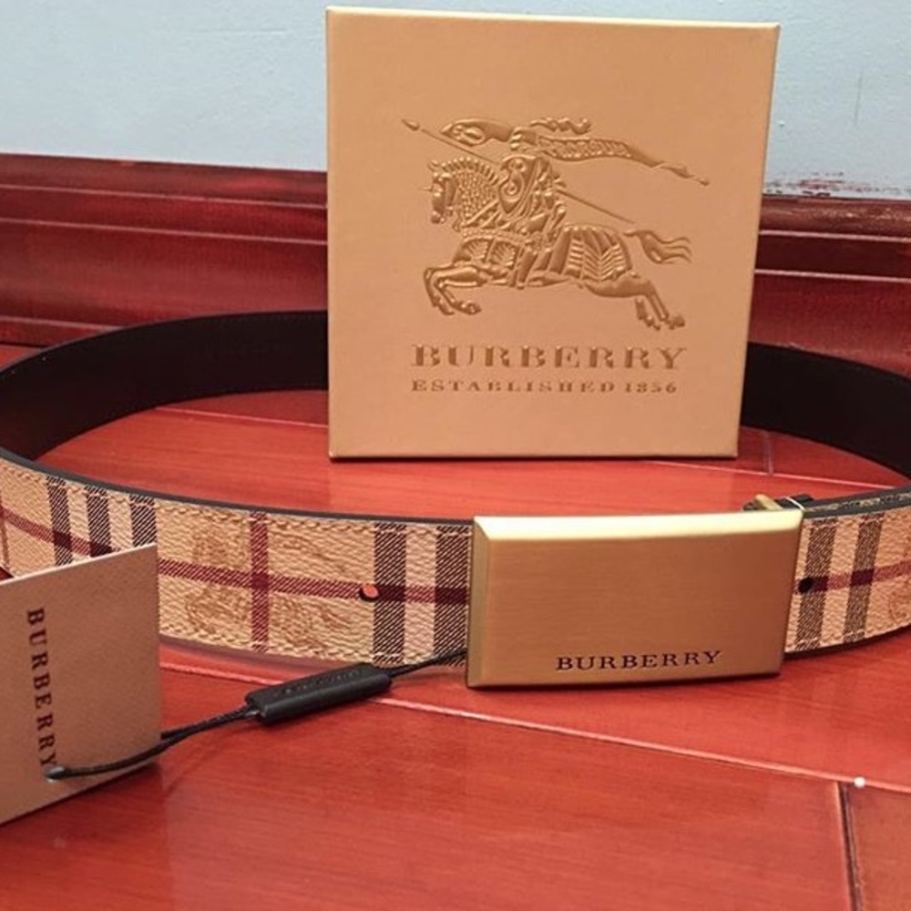 Burberry belt size 32-38