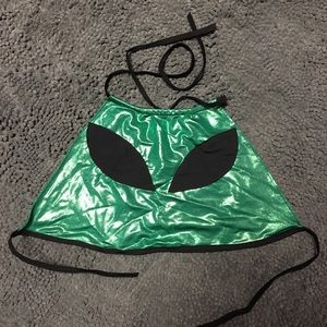 Alien Halter