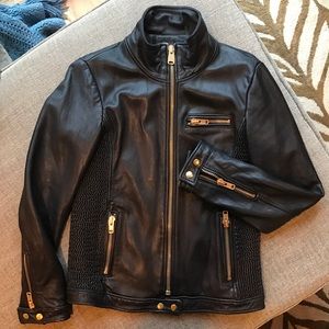 ✨Via Spiga Lambskin Leather Jacket✨