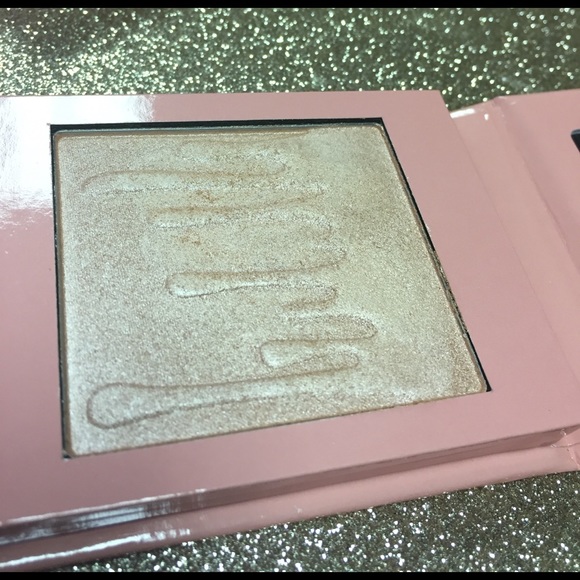 SOLD - Picture 3 of 4