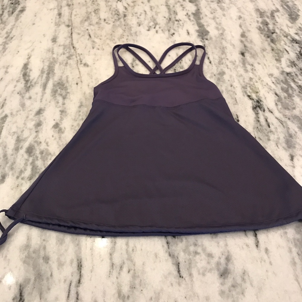 NWOT XS Beyond Pure Barre Yoga Strappy Tank w/ Bra