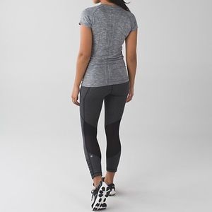 NWT Lululemon Speed Crop